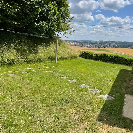 Maison Sur La Colline Vakantiehuis *