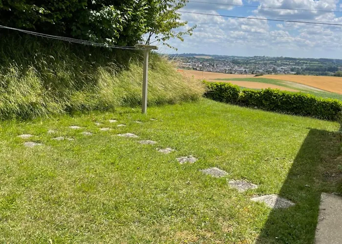 Maison Sur La Colline Holiday home *